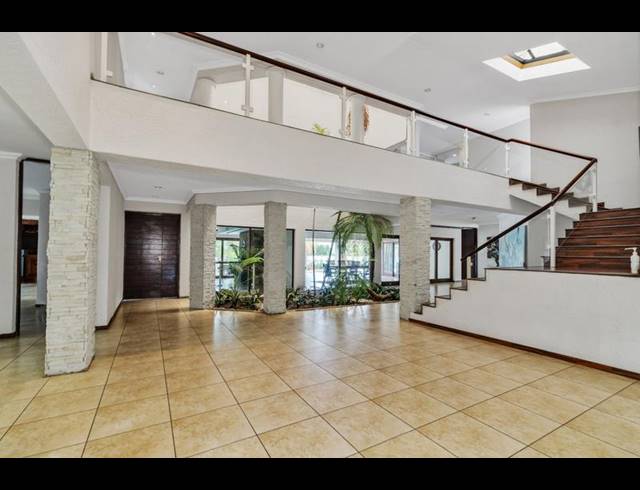 6 BEDROOM HOUSE FOR SALE IN BRYANSTON
